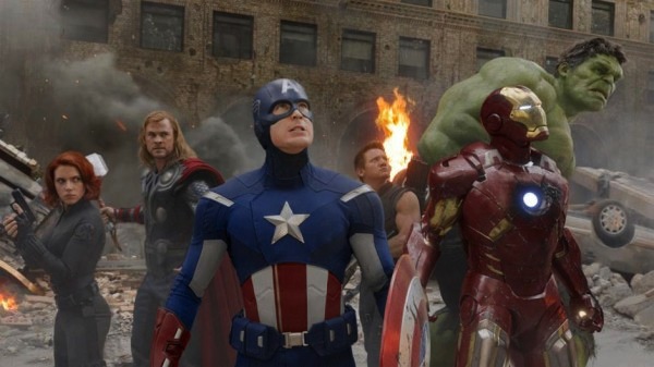 Scarlett-Johansson-Chris-Hemsworth-Chris-Evans-Jeremy-Renner-Iron-Man-and-The-Hulk-in-The-Avengers-2012-Movie-Image-600x337